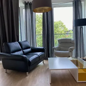 Penthouse An Der Contrescarpe , BRE Deutschland