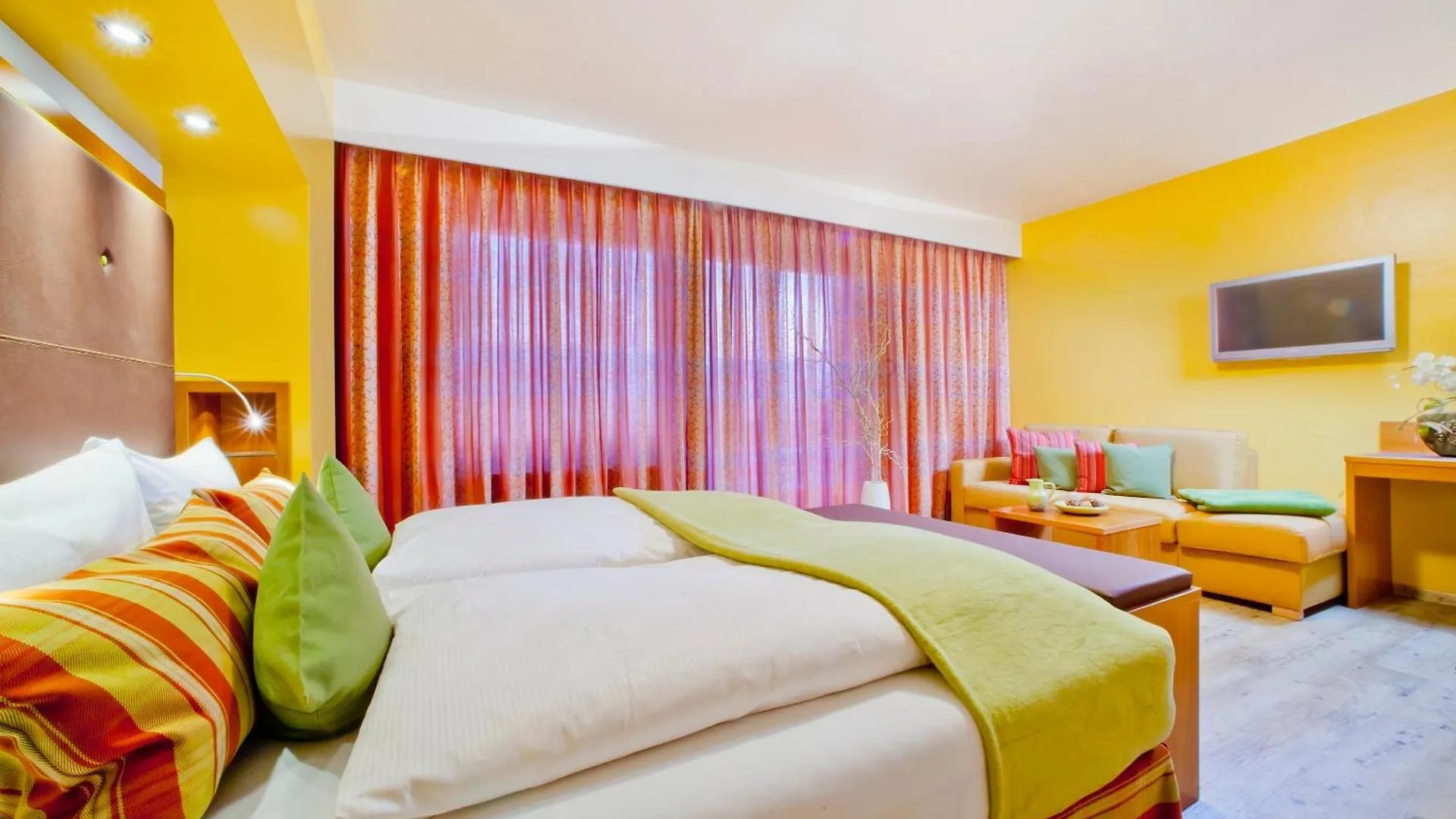 *** Hotel Altstadt-Hotel Zum Hechten Fuessen Germany