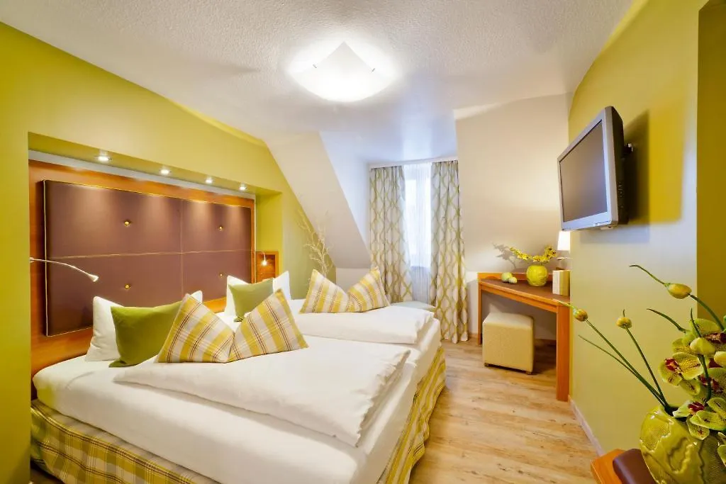 Altstadt-Hotel Zum Hechten Fuessen Fussen