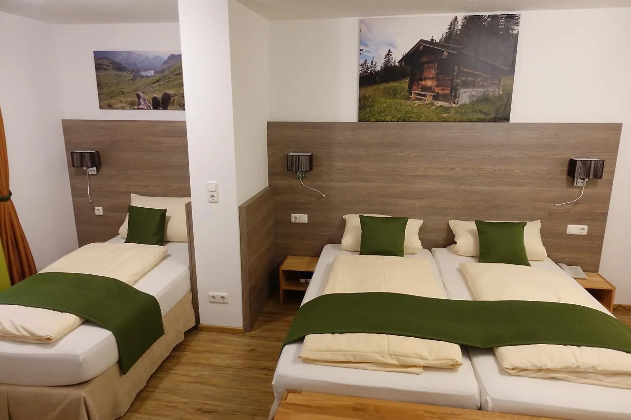 Altstadt-Hotel Zum Hechten Fuessen Germany
